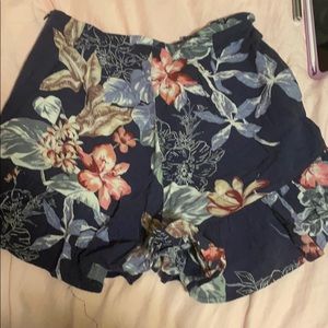 Soprano print flowy shorts blue floral